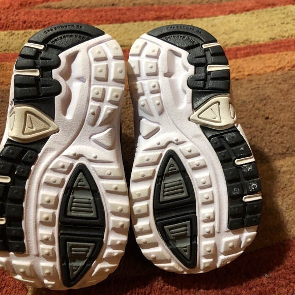 Nike Dart 10 Toddler Shoe Sneakers - Picture 7 of 8